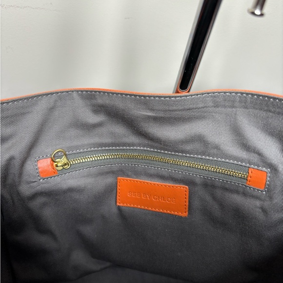 Chloe Orange Leather Shoulder Bag - Picture 4 of 5